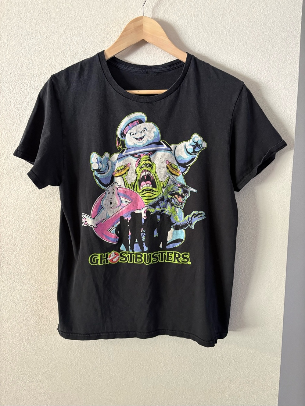 Ghostbusters Black Tee Slimer and Stay Puft Marshmellow Man Small